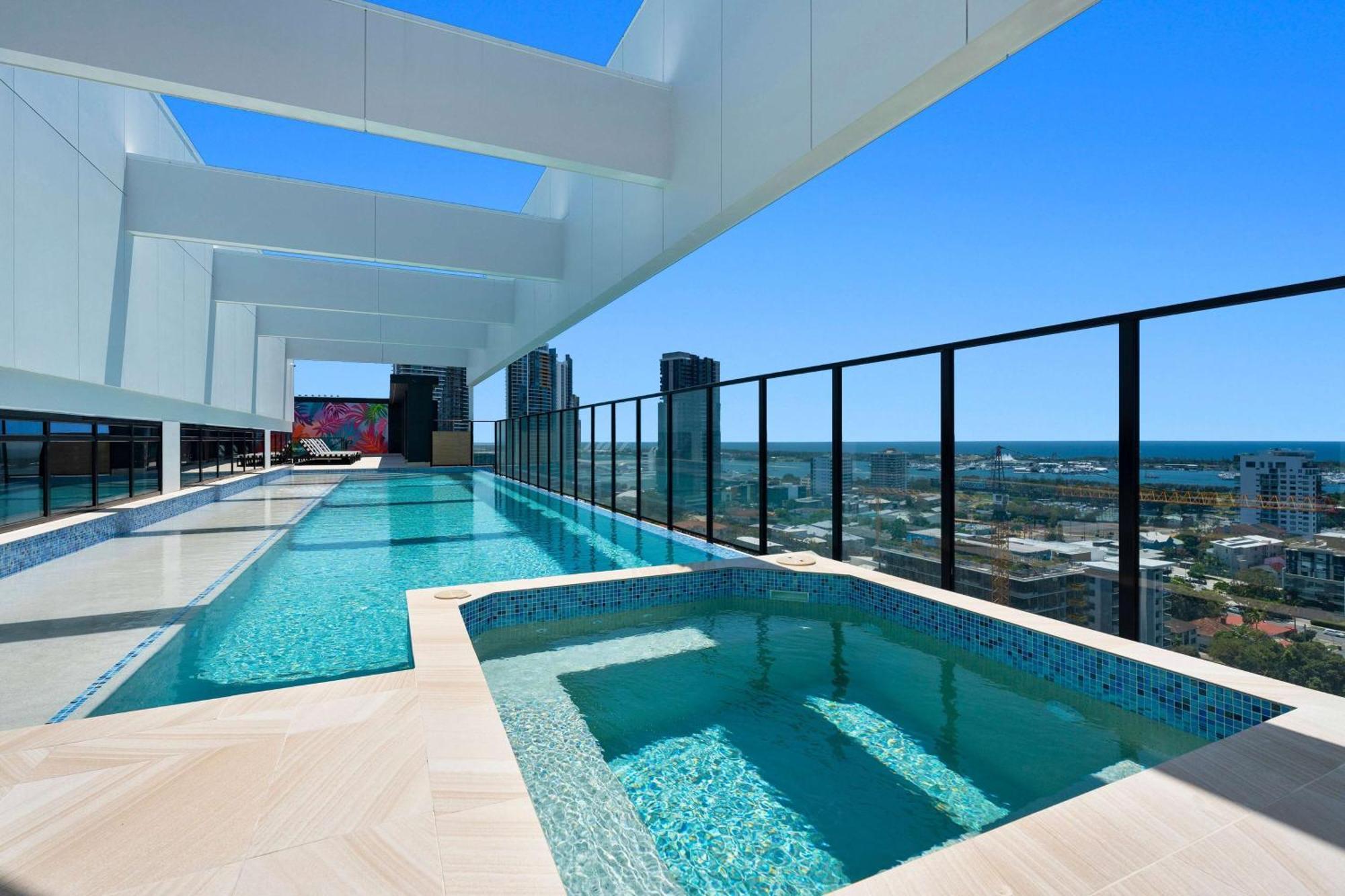 Tryp By Wyndham Southport Gold Coast Hotel Apartments Exterior foto